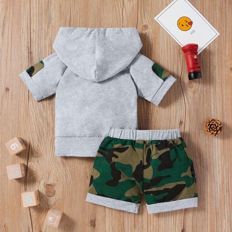 Hooded Camouflage Shorts Outfit