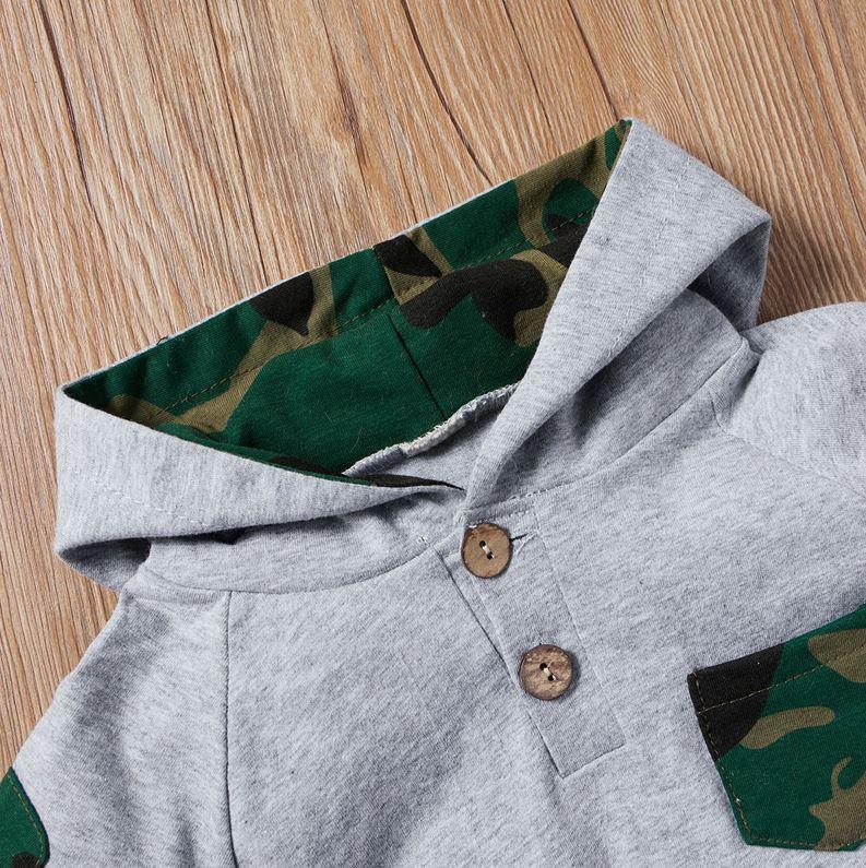 Hooded Camouflage Shorts Outfit