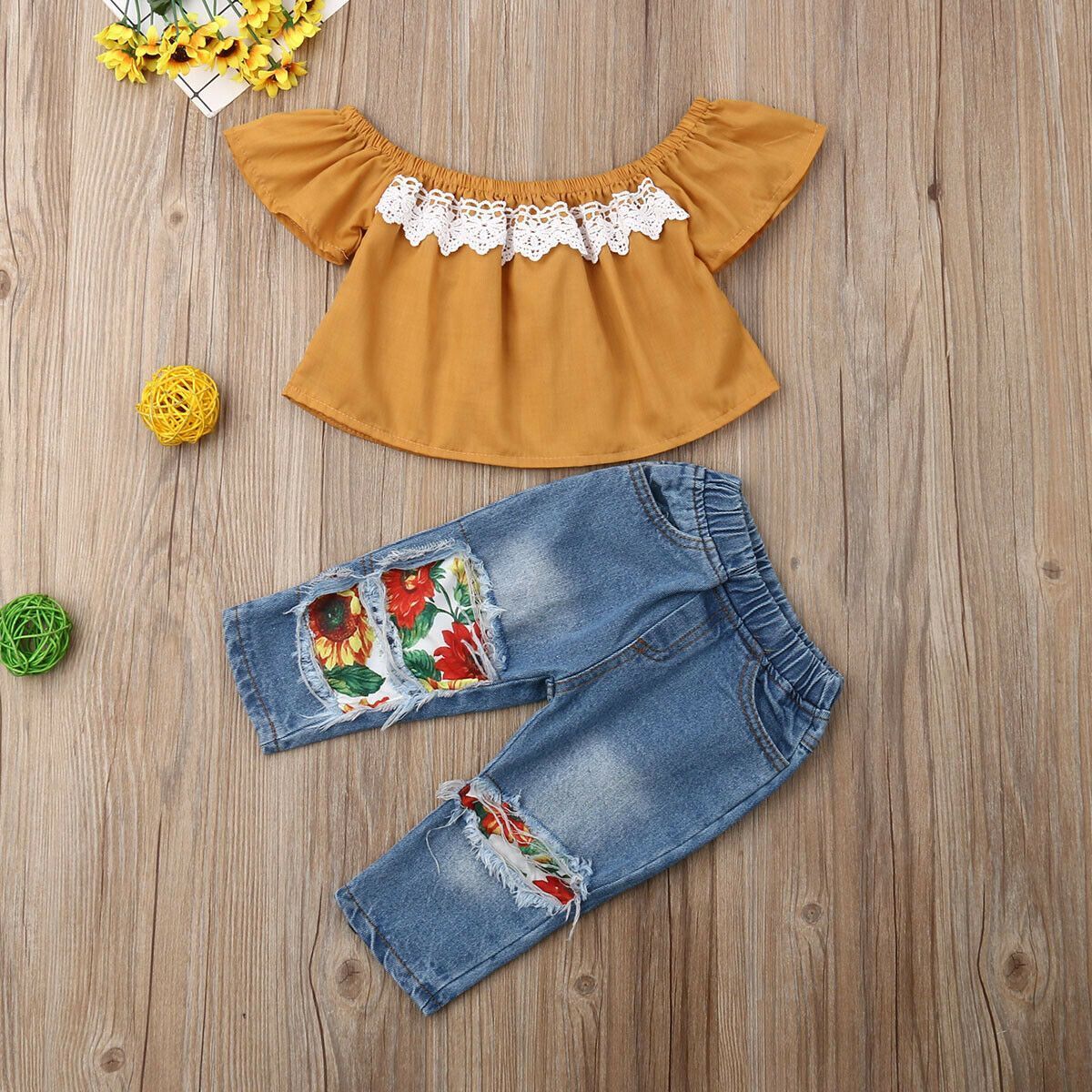 Vanna Sunflower Outfit